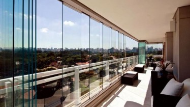 Panoramic glazing with plastic windows  Dostawaokien.pl