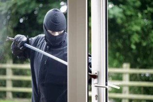 Вікно із захистом від злому ТМ Вікна КОРСА