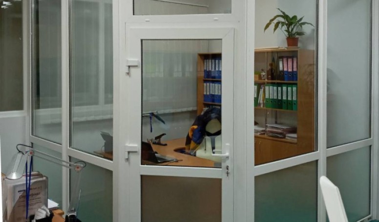 Plastikowe ścianki działowe