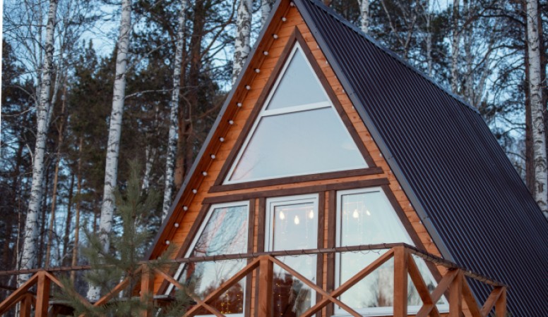 The plastic window is triangular