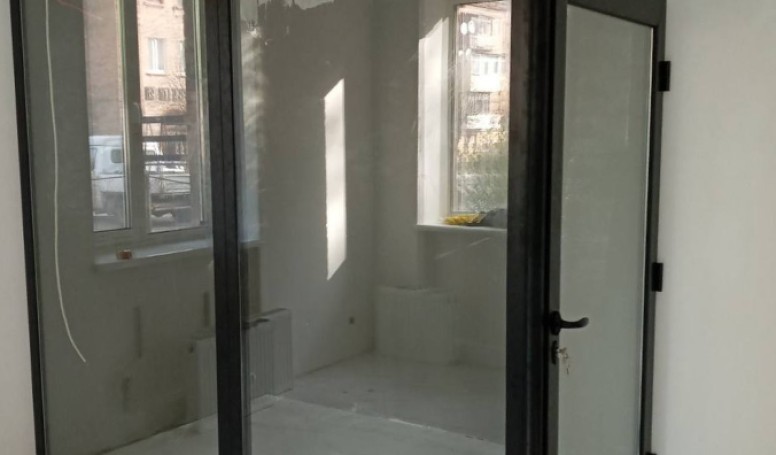Aluminum partitions