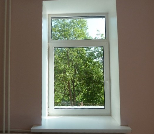 Fenster mit Kunststoffrahmen