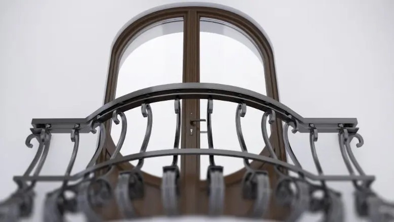Plastic balcony