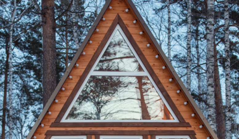 The plastic window is triangular