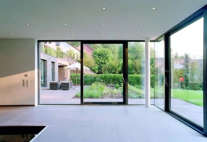 panoramic windows