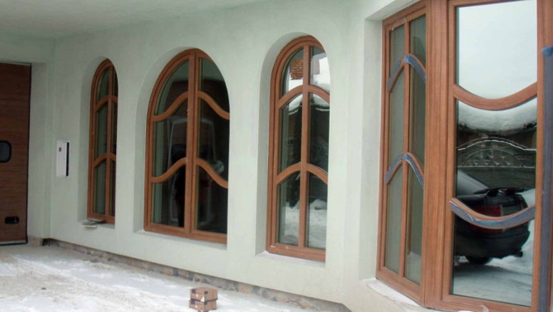 Plastic windows