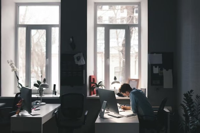 Kunststofffenster für das Büro