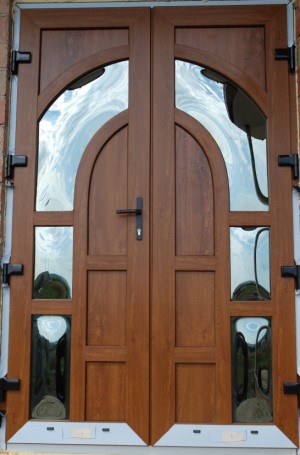 Gebogenes Glas