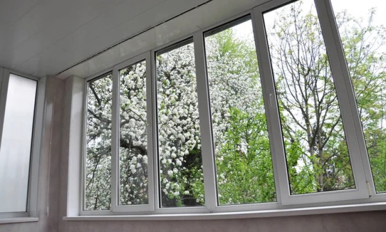 Balkonfenster